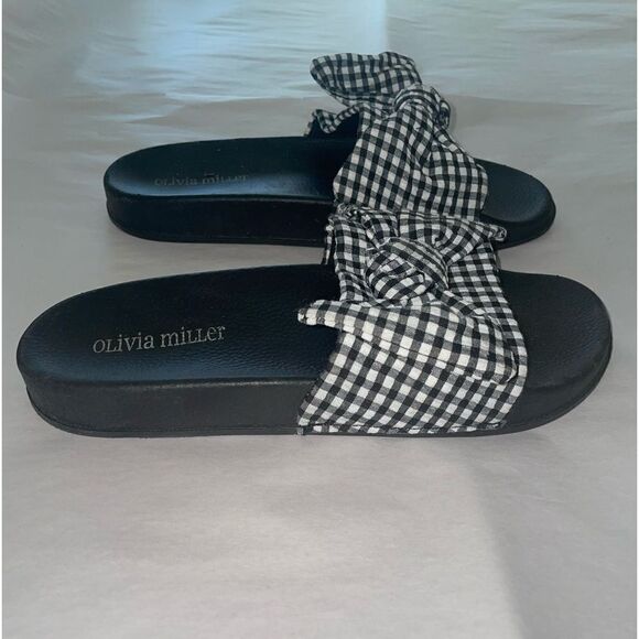 Olivia Miller Checkered Slides 8 - Picture 2 of 5